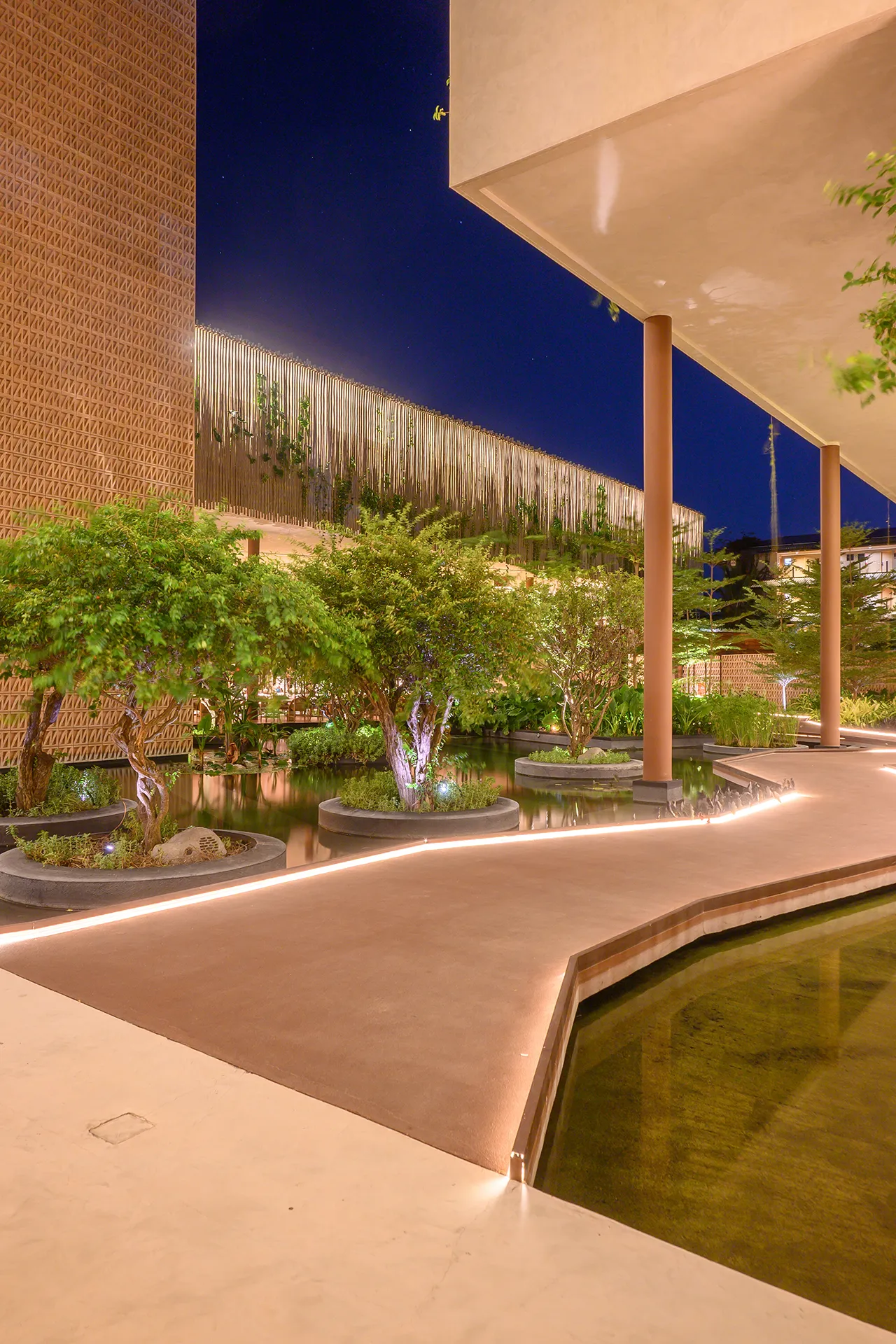 Mana Hotel