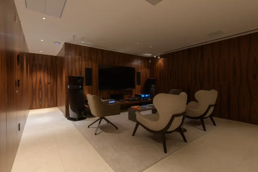 Showroom High-End Rio — projeto de iluminação da WeLight, foto 5