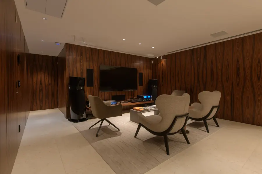 Showroom High-End Rio — projeto de iluminação da WeLight, foto 6