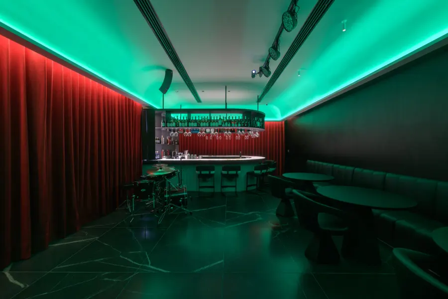 Showroom High-End Rio — projeto de iluminação da WeLight, foto 33